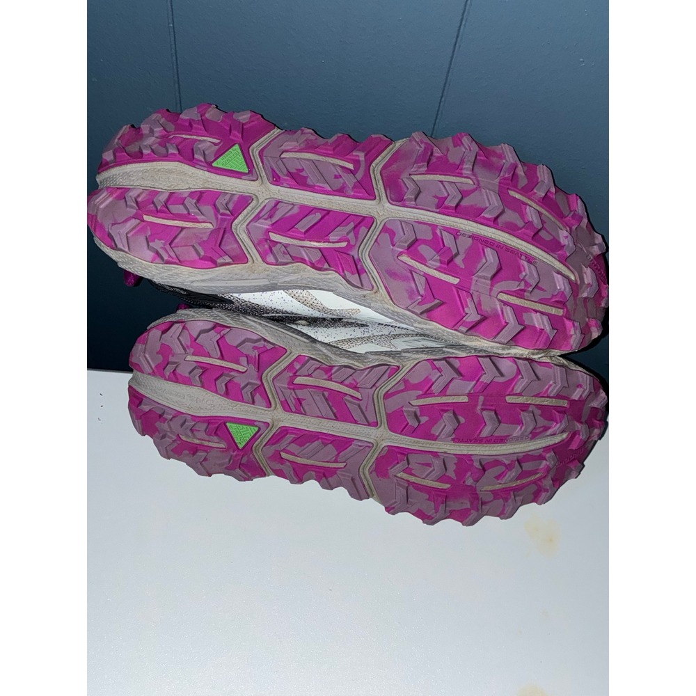 Brooks Cascadia 17 Womens Trail Running Shoes Grey Pink 1203921B028 - Picture 4 of 13